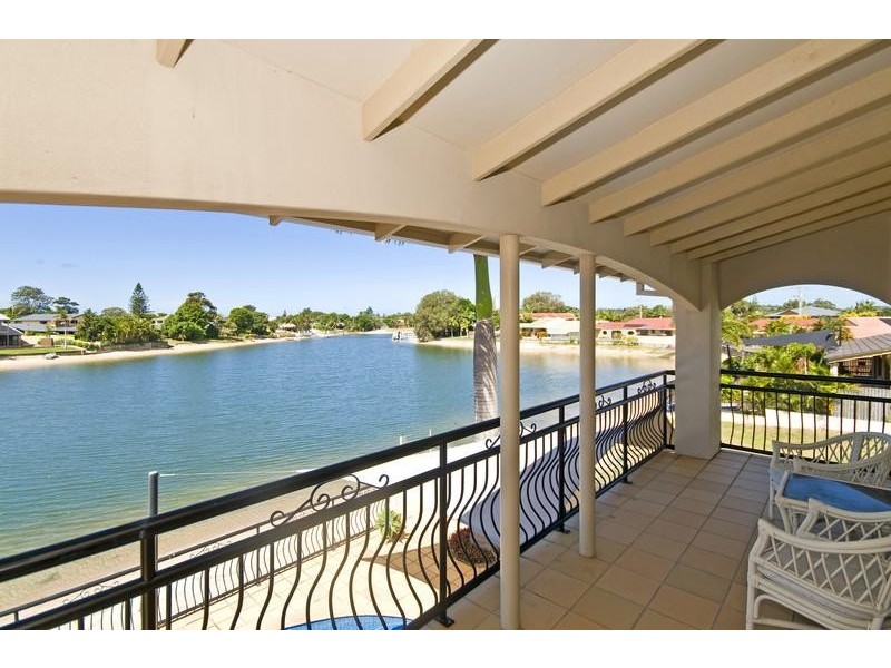 224 MALLAWA DRIVE, Palm Beach QLD 4221
