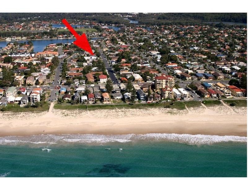 30 TWENTY FOURTH AVENUE, Palm Beach QLD 4221