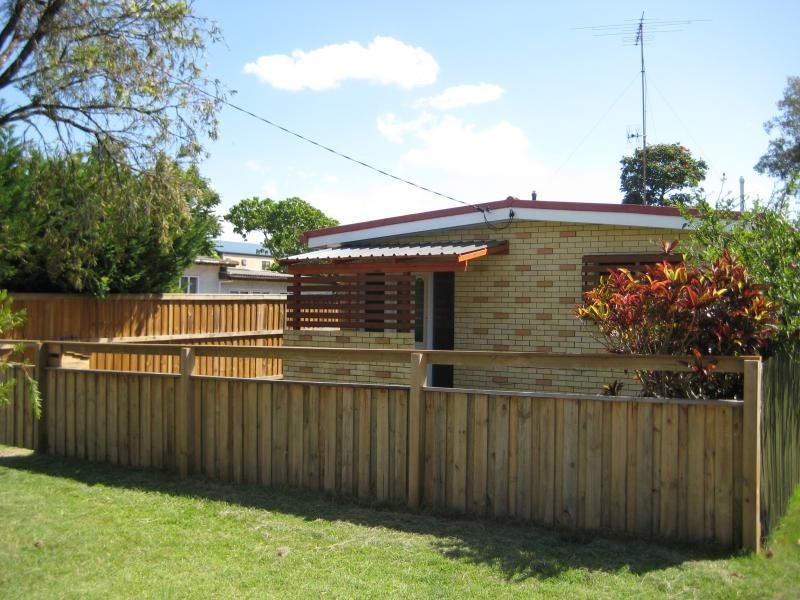 33 TWENTY FIFTH AVENUE, Palm Beach QLD 4221