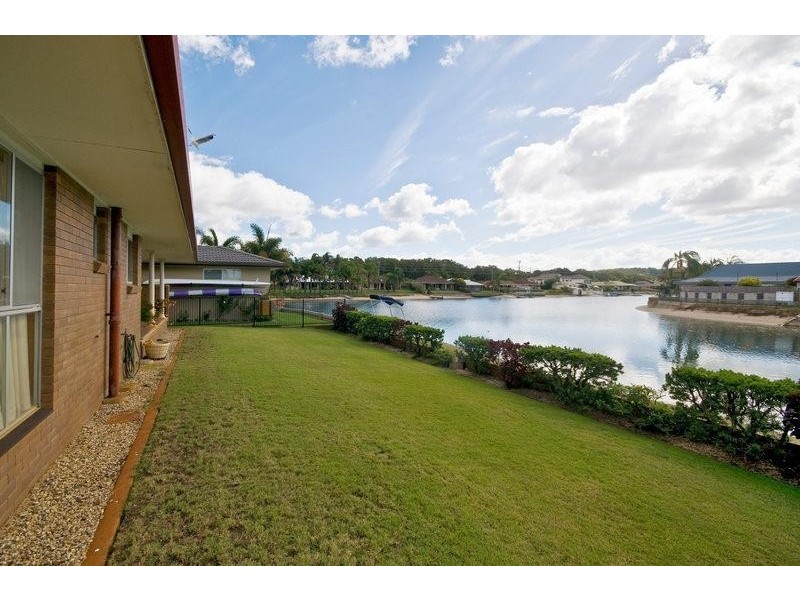 71 NINETEENTH AVENUE, Palm Beach QLD 4221