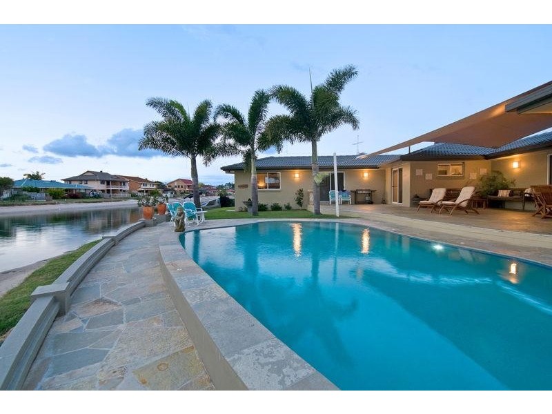 73 NINETEENTH AVENUE, Palm Beach QLD 4221