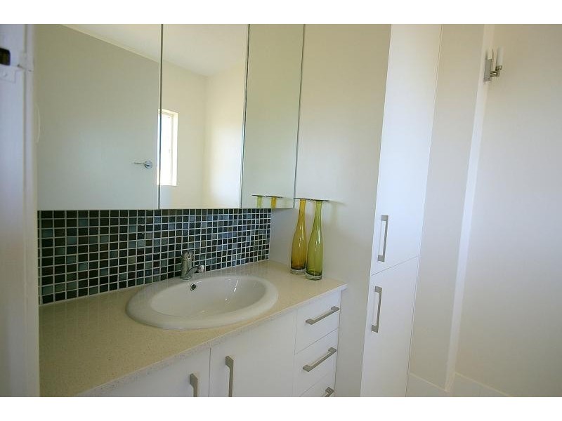 41 TALLEBUDGERA DRIVE, Palm Beach QLD 4221