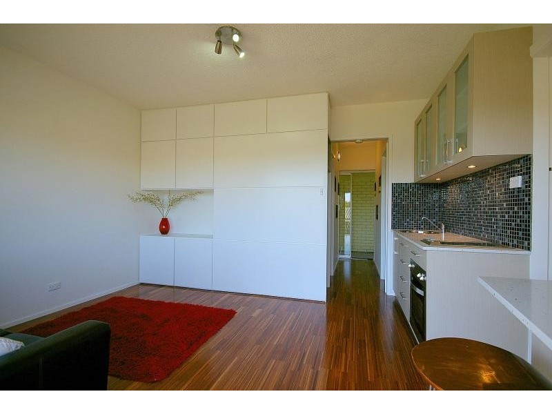 41 TALLEBUDGERA DRIVE, Palm Beach QLD 4221