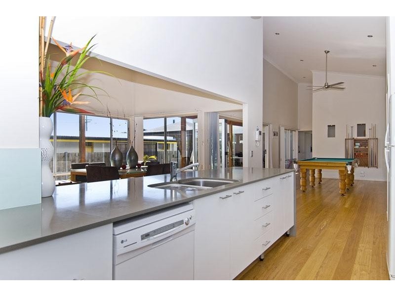 30 Townson Avenue, Palm Beach QLD 4221