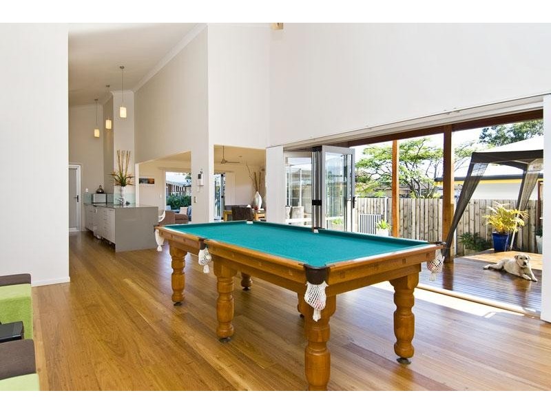 30 Townson Avenue, Palm Beach QLD 4221