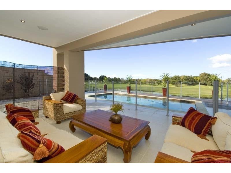 814 LEGEND TRAIL, Robina QLD 4226