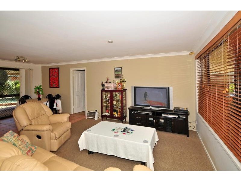 225 Mallawa Drive, Palm Beach QLD 4221