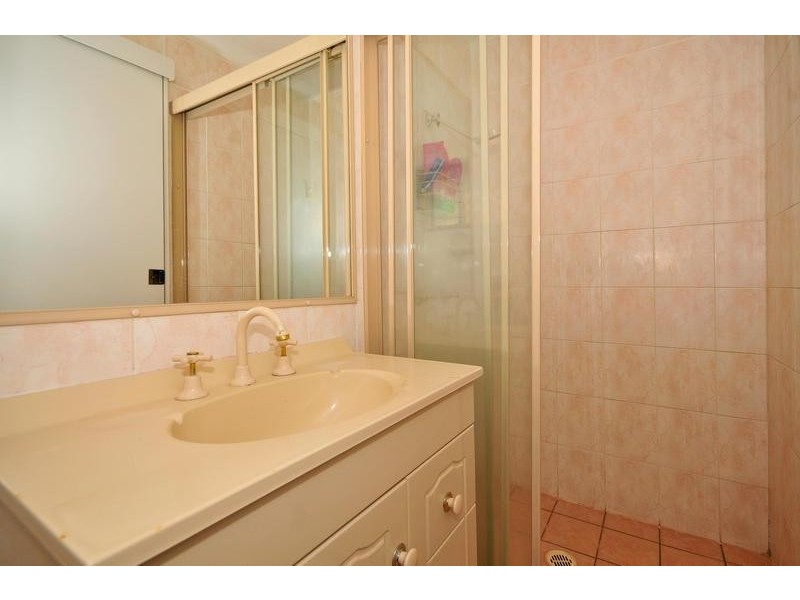 225 Mallawa Drive, Palm Beach QLD 4221