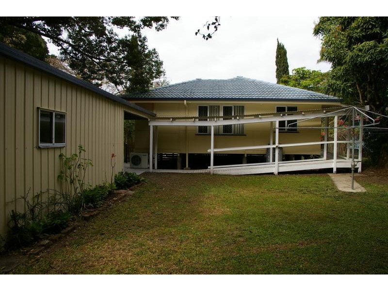 13 Reynton Street, Currumbin Waters QLD 4223