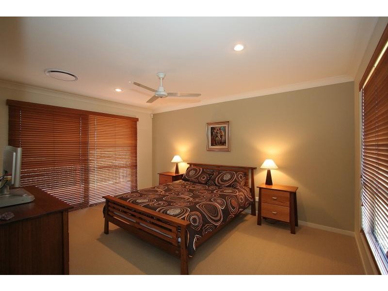 3 Fenton Drive, Tallebudgera QLD 4228
