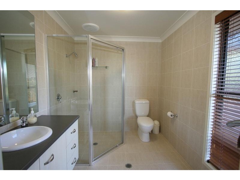 3 Fenton Drive, Tallebudgera QLD 4228