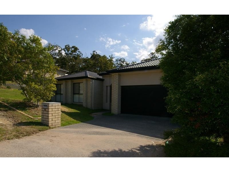 9 LAURINA COURT, Elanora QLD 4221
