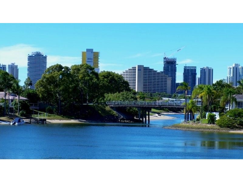 78 Waitomo Street, Broadbeach Waters QLD 4218