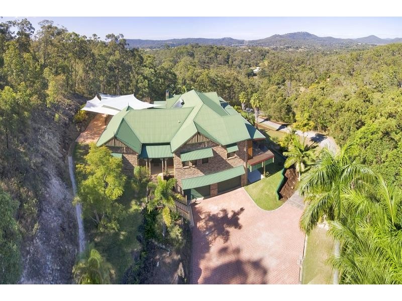 52 Parkway Drive, Advancetown QLD 4211