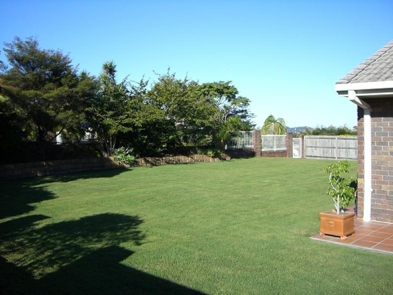 25 Bob Barnard Drive, Tugun QLD 4224