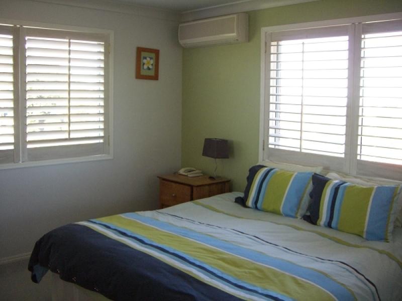 25 Bob Barnard Drive, Tugun QLD 4224