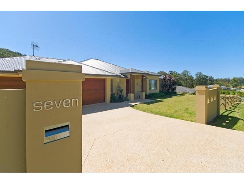 7 Samuel Drive, Tallebudgera QLD 4228