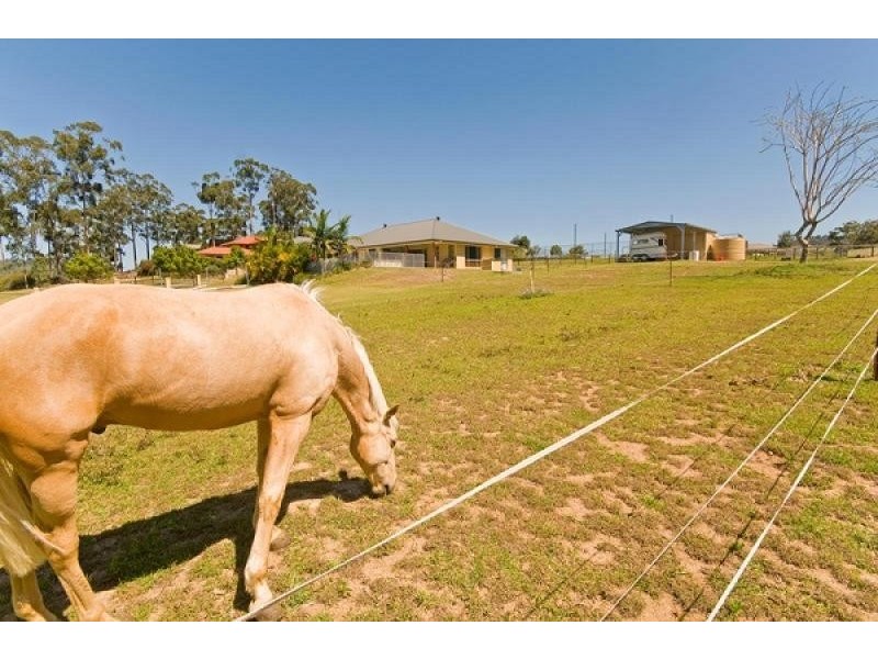 7 Samuel Drive, Tallebudgera QLD 4228