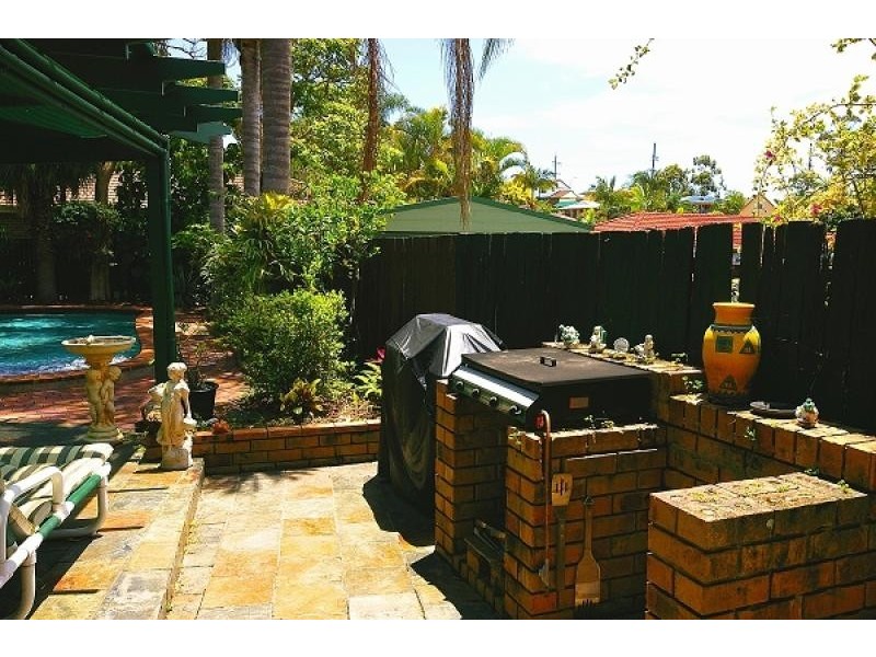 11 Galleon Way, Currumbin Waters QLD 4223