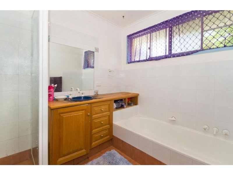 5 Gulai Street, Palm Beach QLD 4221