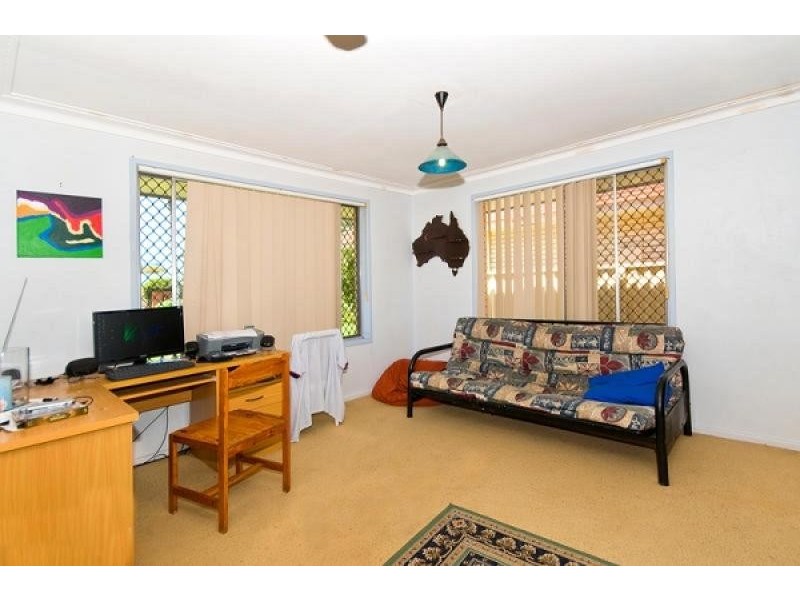 5 Gulai Street, Palm Beach QLD 4221