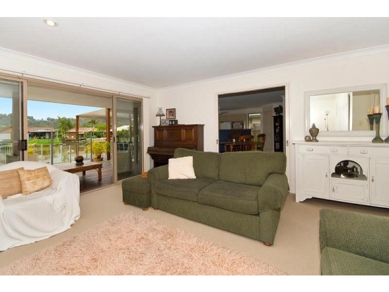 38 Bradshaw Drive, Currumbin Waters QLD 4223