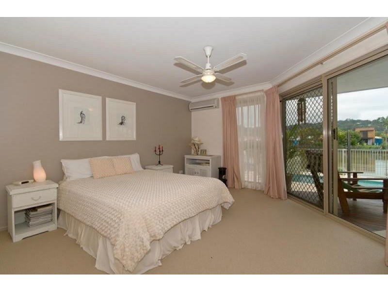 38 Bradshaw Drive, Currumbin Waters QLD 4223