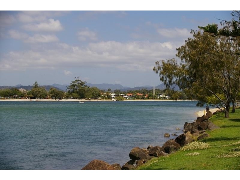 Unit 2, 28 Twenty Seventh Avenue, Palm Beach QLD 4221