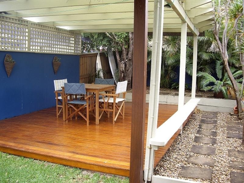 Unit 2, 28 Twenty Seventh Avenue, Palm Beach QLD 4221