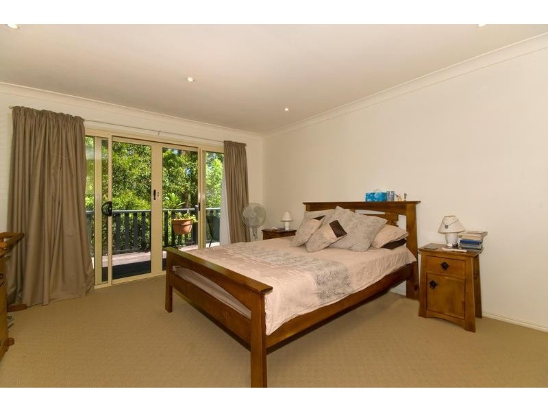7 Forest Drive, Elanora QLD 4221