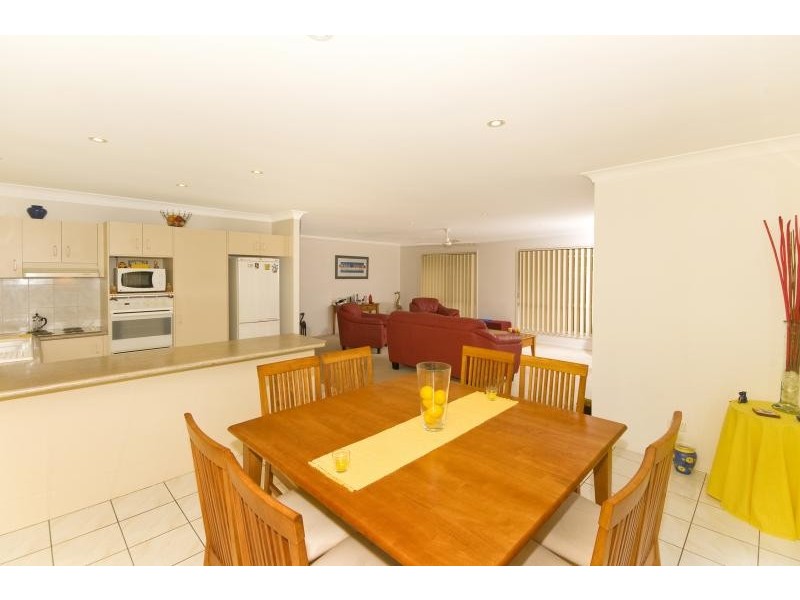 15 Baumea Court, Elanora QLD 4221