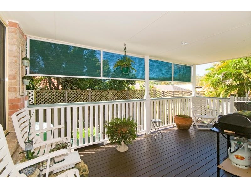 4 Hibertia Avenue, Elanora QLD 4221