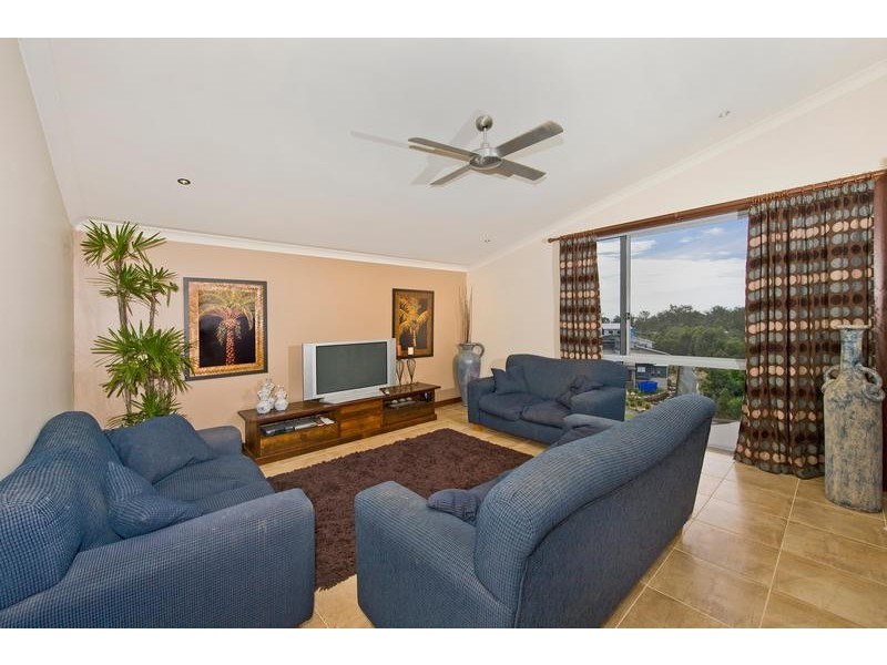 13 Barton Street, Reedy Creek QLD 4227