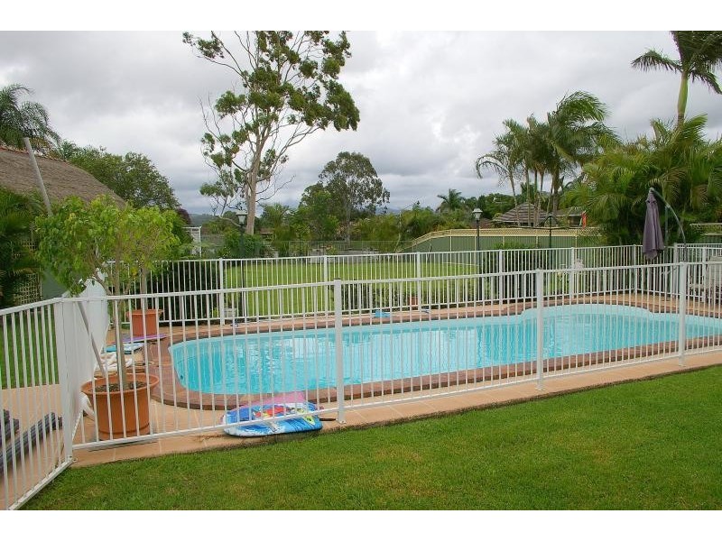 6 Mainsail Street, Currumbin Waters QLD 4223