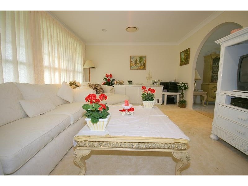 6 Mainsail Street, Currumbin Waters QLD 4223