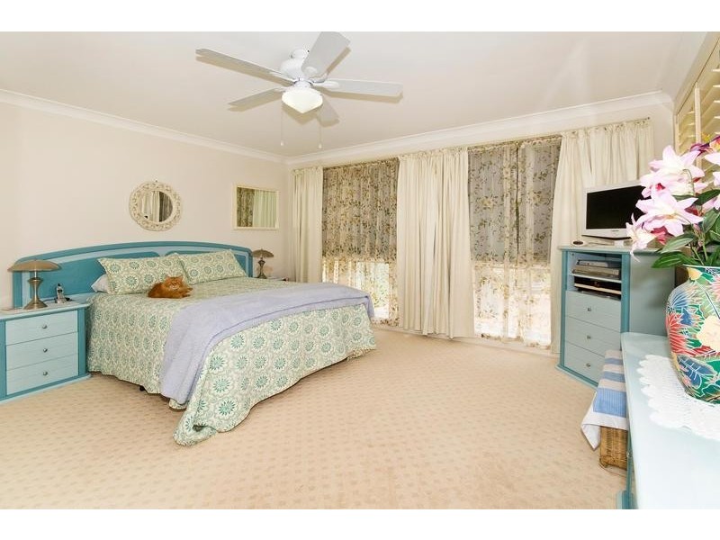 6 Mainsail Street, Currumbin Waters QLD 4223