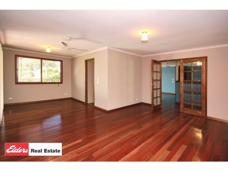 8 Carapook Crescent, Tallebudgera QLD 4228