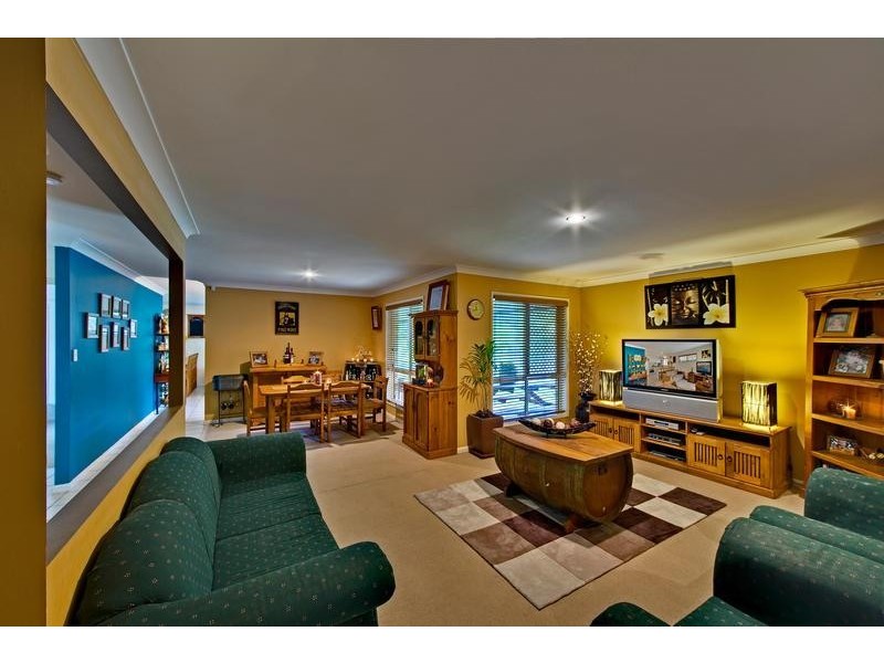 29 Chippendale Crescent, Currumbin Waters QLD 4223