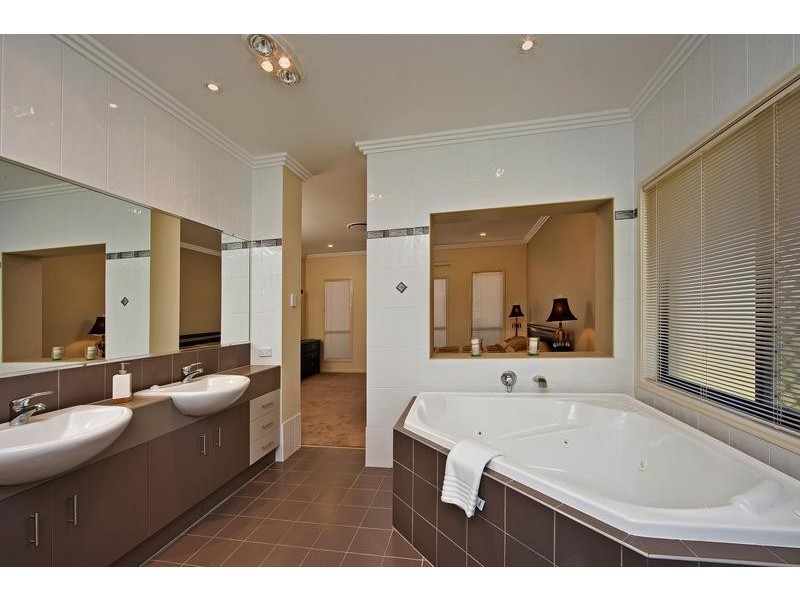 3 Tingira Street, Palm Beach QLD 4221