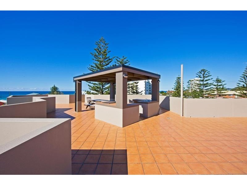 Unit 9/1396 Gold Coast Highway, Palm Beach QLD 4221