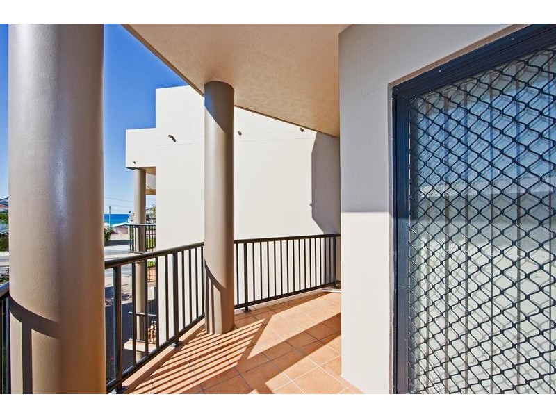 Unit 9/1396 Gold Coast Highway, Palm Beach QLD 4221