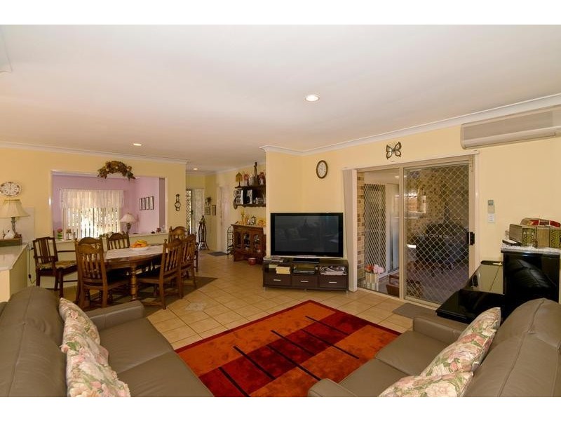 17 Water Gum Street, Elanora QLD 4221