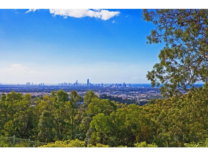278 Chesterfield Drive, Bonogin QLD 4213