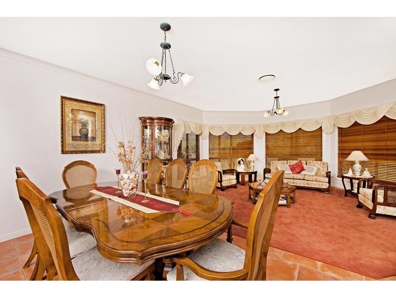 278 Chesterfield Drive, Bonogin QLD 4213
