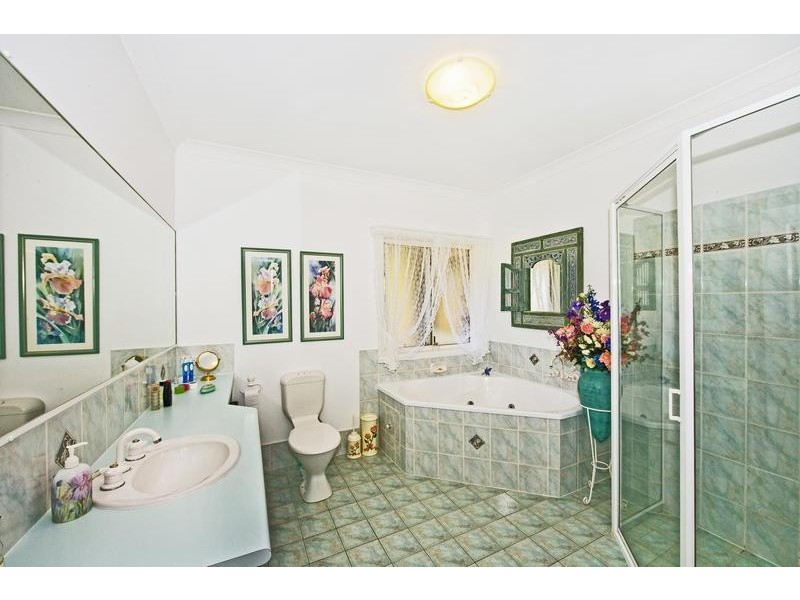 278 Chesterfield Drive, Bonogin QLD 4213