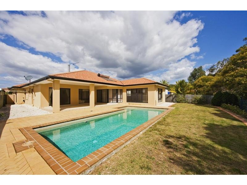 5 Protea Court, Robina QLD 4226