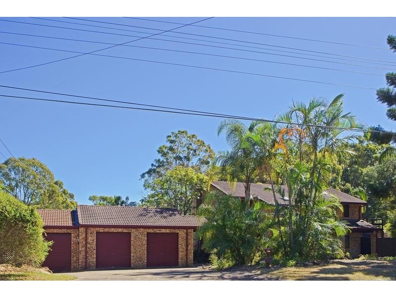 203 Simpsons Road, Elanora QLD 4221