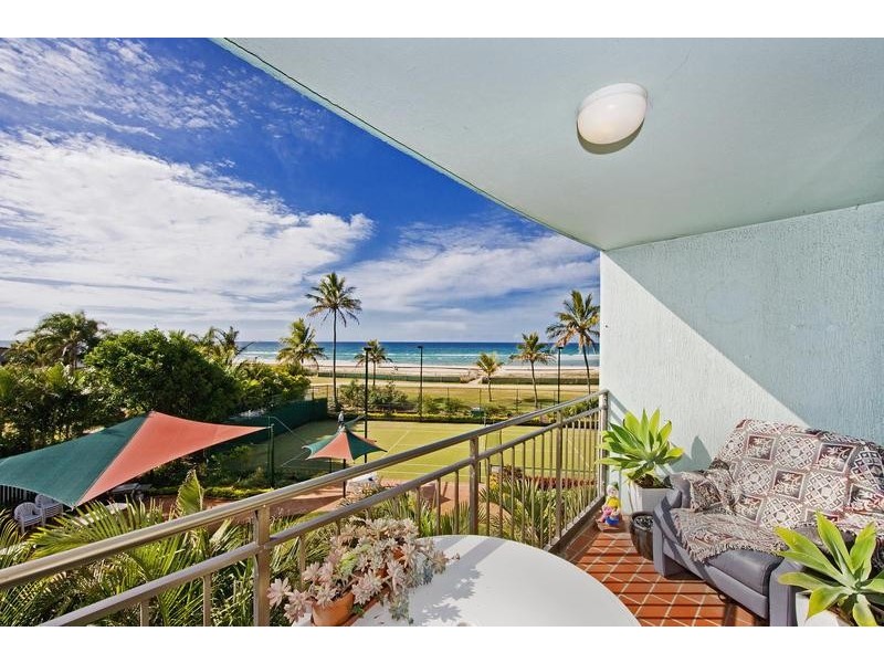 Unit 2E/969 Gold Coast Highway, Palm Beach QLD 4221