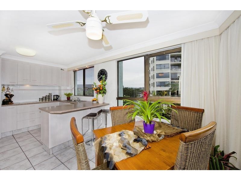 Unit 2E/969 Gold Coast Highway, Palm Beach QLD 4221