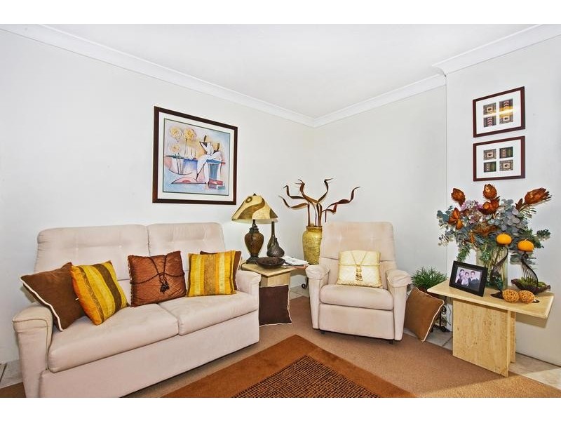 Unit 2E/969 Gold Coast Highway, Palm Beach QLD 4221